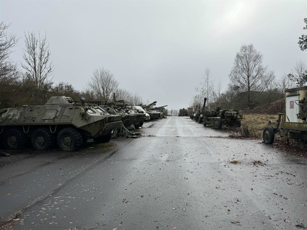 BITBURG - het oorlogsmateriaal bij de tentoonstelling van militaire geschiedenis en defensietechnologie