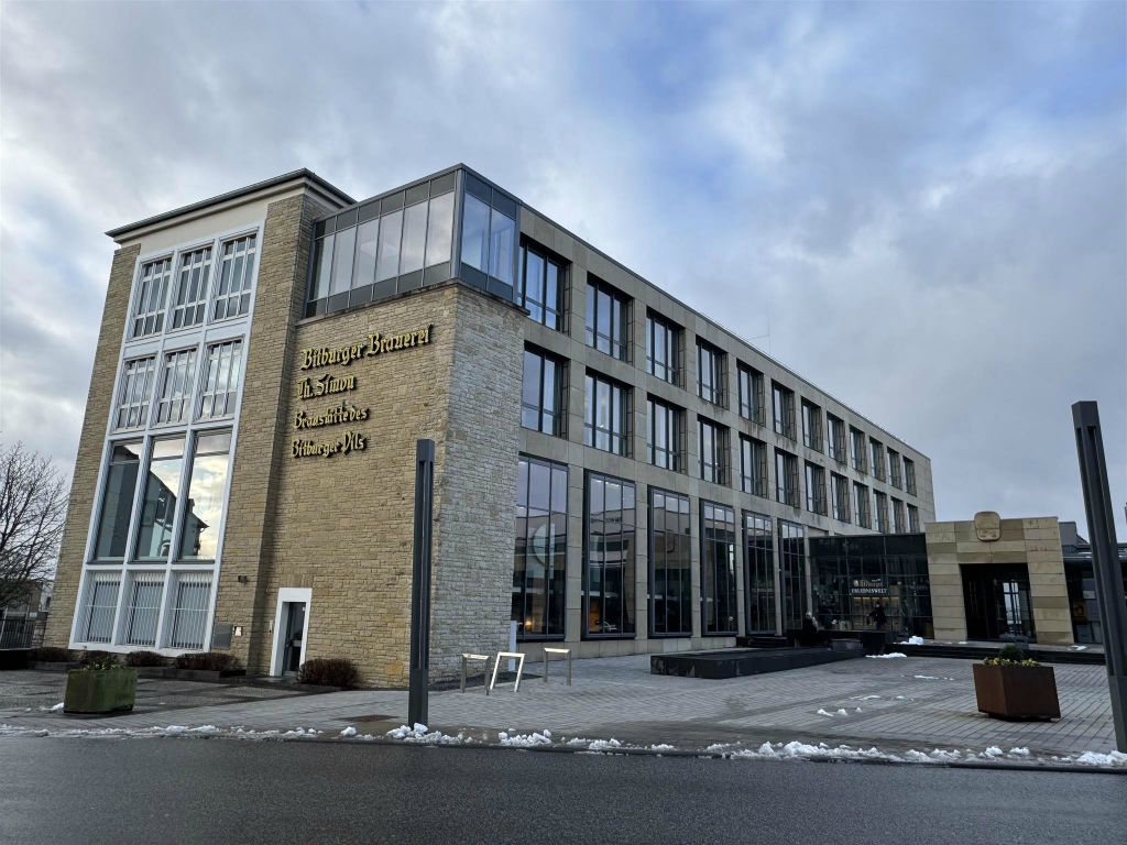 BITBURG - het bezoekerscentrum van de Bitburg bier brouwerij