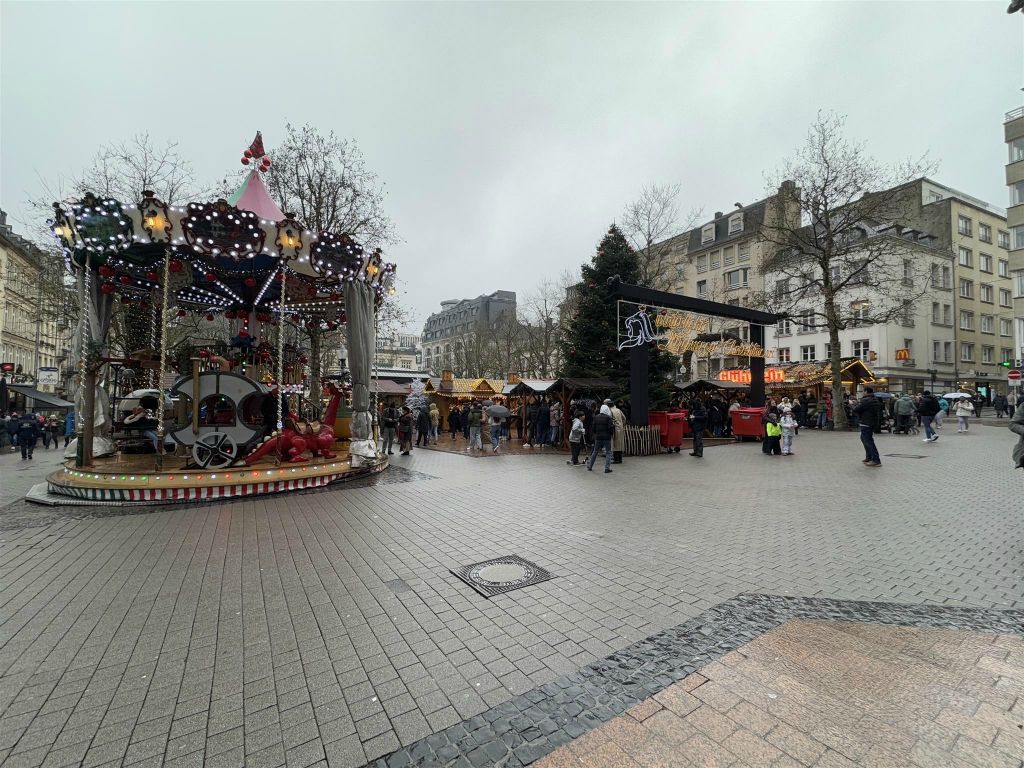 LUXEMBURG - een kerstmarkt