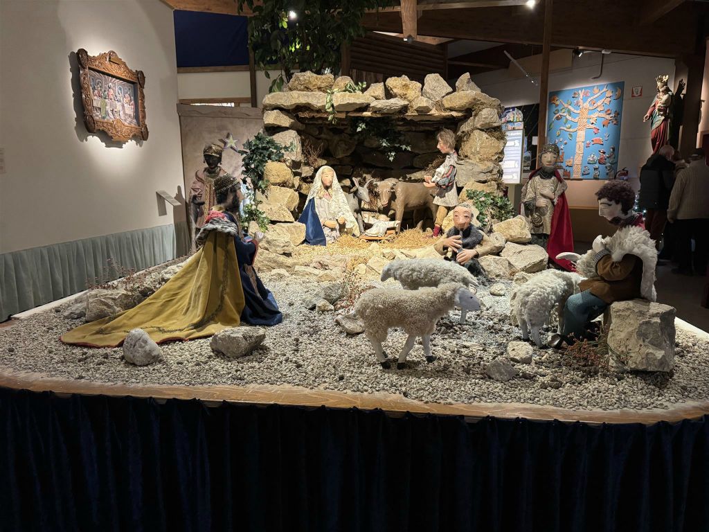 BÜLLINGEN - een kerststal in de kerststallententoonstelling Ars Krippana