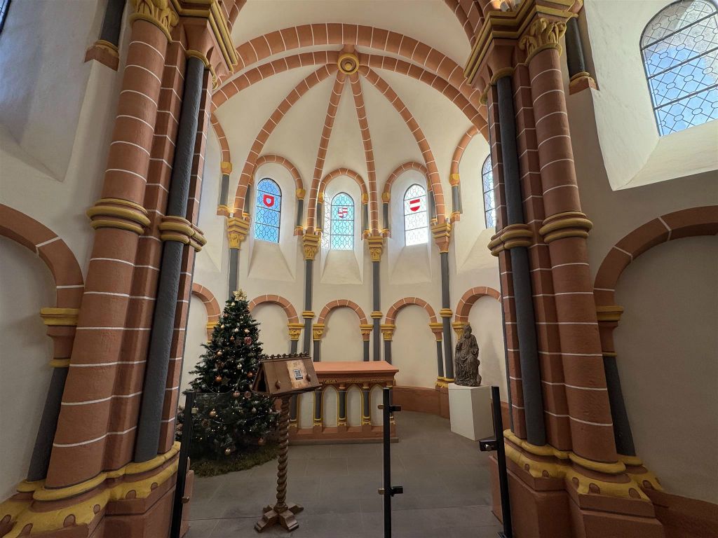 VIANDEN - de bovenkapel in het kasteel