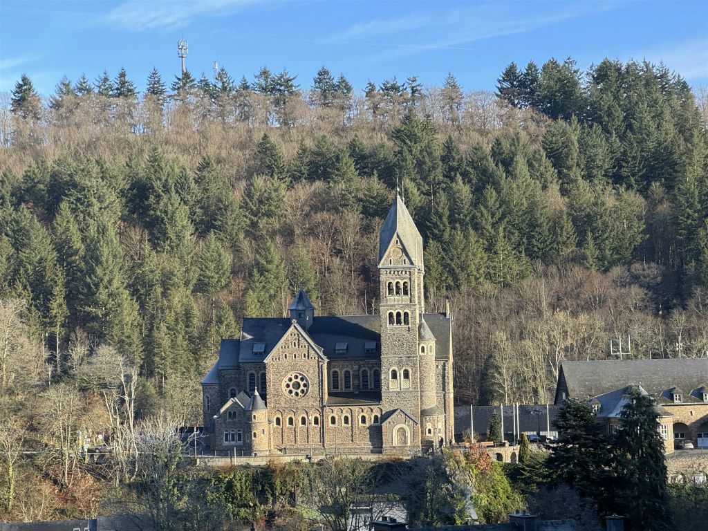 CLERVAUX - de kerk van de heiligen Cosmas en Damianus
