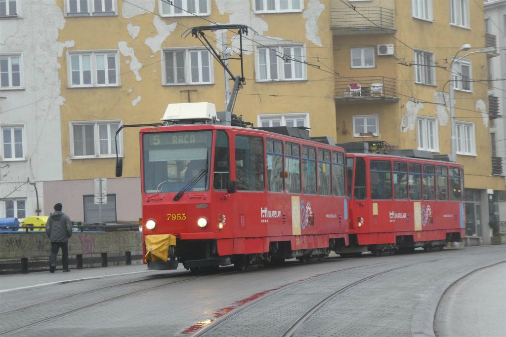BRATISLAVA (SLOWAKIJE) - een tram
