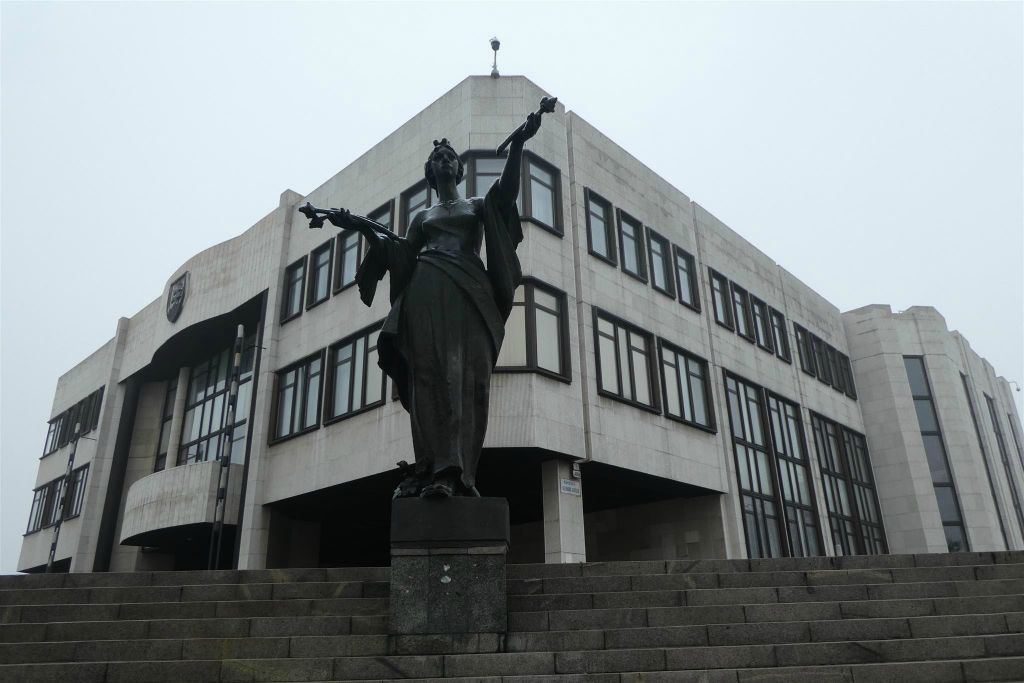BRATISLAVA (SLOWAKIJE) - het nationaal parlementsgebouw