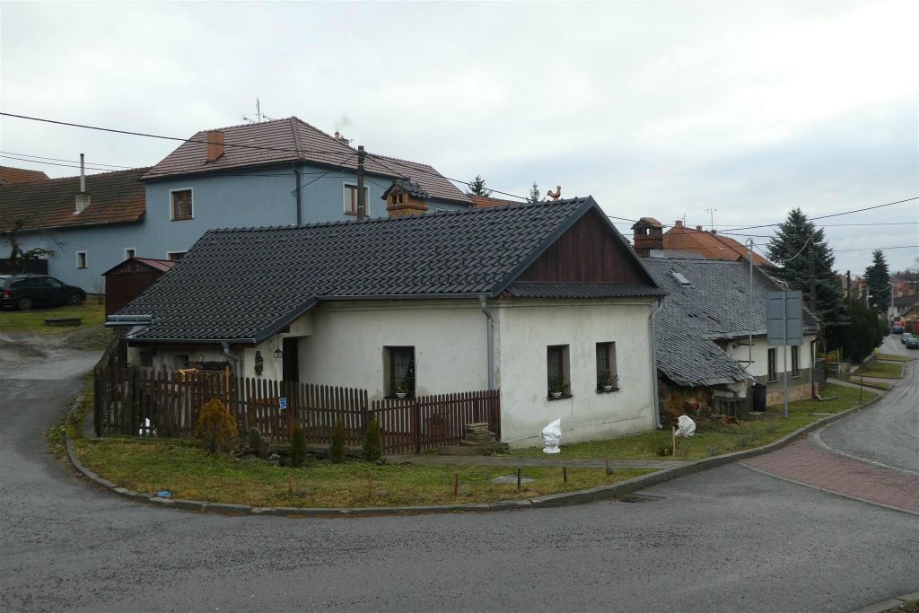 RUPRECHTOV - enkele huizen in het dorp
