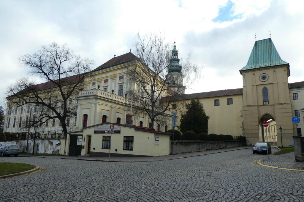 KROMERIZ - het aartsbisschoppelijk paleis