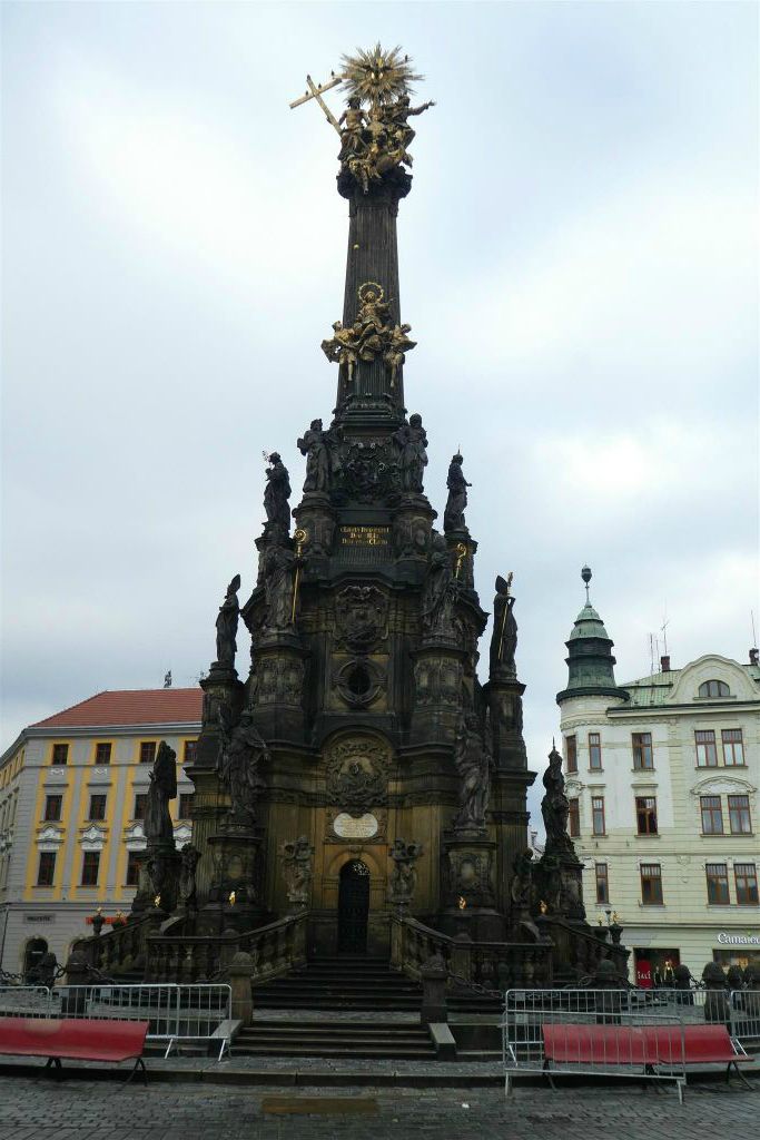 OLOMOUC - de drievuldigheidszuil