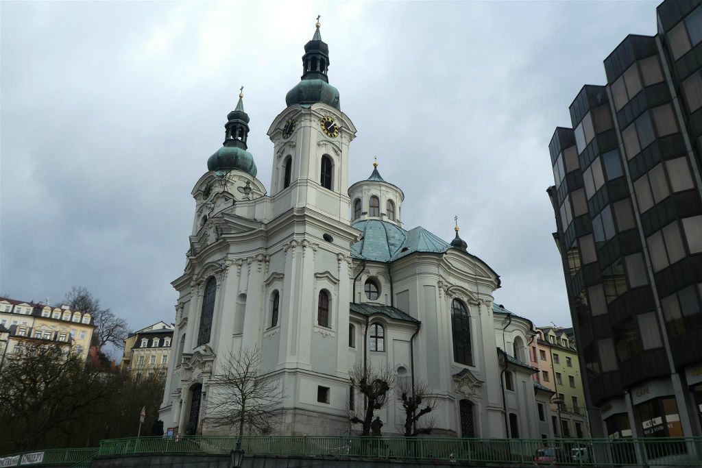 KARLOVY VARY - de Maria Magdalenakerk