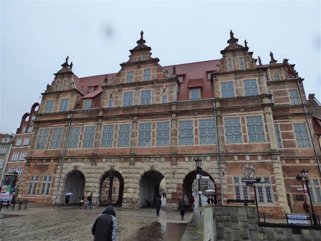 GDAŃSK - de stadspoort genaamd de groene poort uit 1568 in het oude centrum