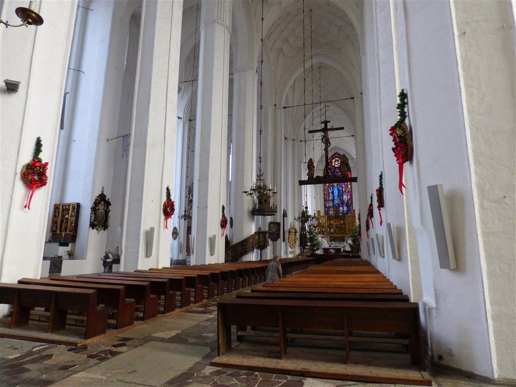 GDAŃSK - binnen in de Mariakerk