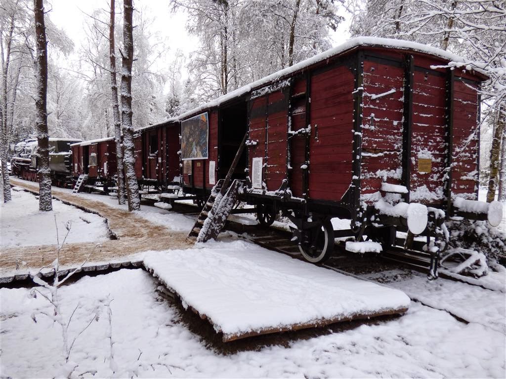SZYMBARK - de trein waarmee Poolse gedeporteerden naar Siberië vervoerd werden