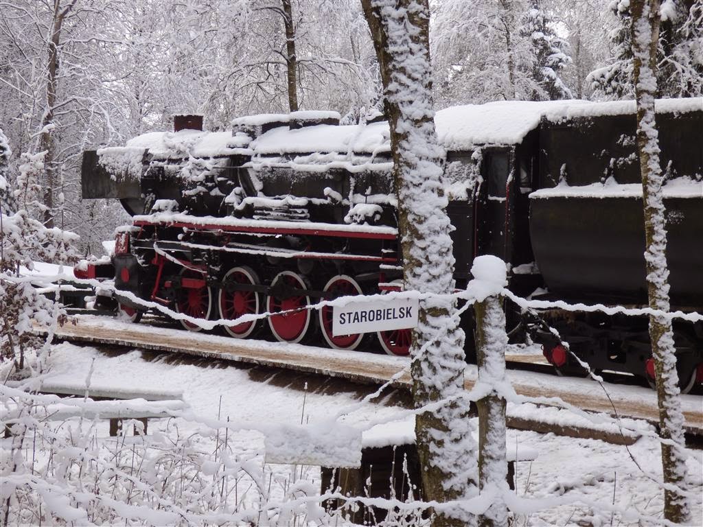SZYMBARK - de stoomlocomotief van de trein waarmee Poolse gedeporteerden naar Siberië vervoerd werden
