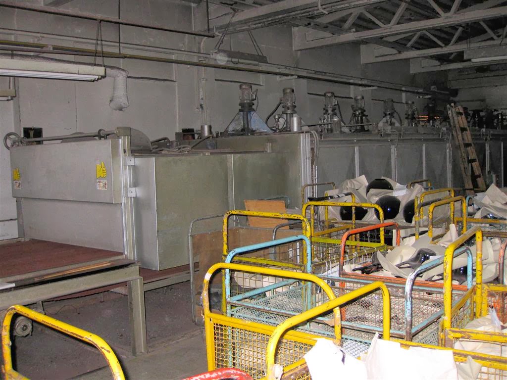 NOVY BOR - de afkoeloven van de glasfabriek van Egermann