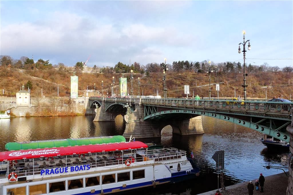 PRAAG - de Cechuv brug