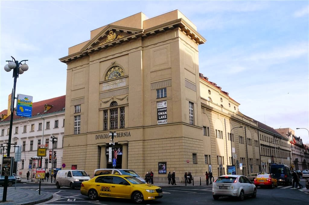 PRAAG - het Hybernia theater