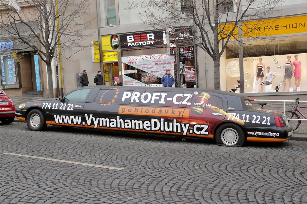 PRAAG - een Lincoln limousine