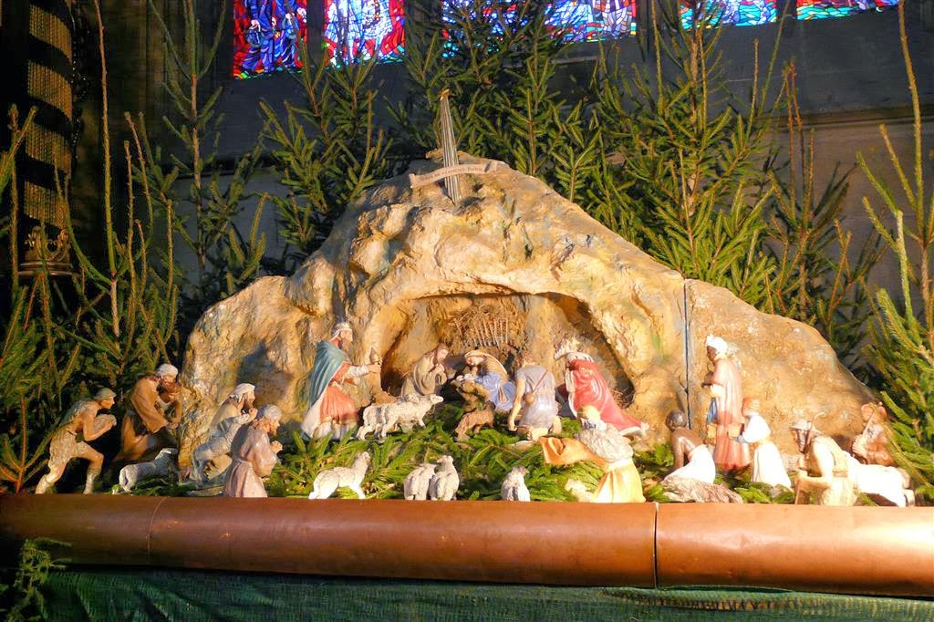 PRAAG - de kerststal in de Sint-Vituskathedraal