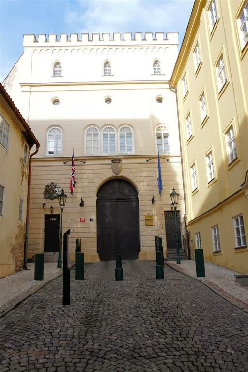 PRAAG - de Engelse ambassade