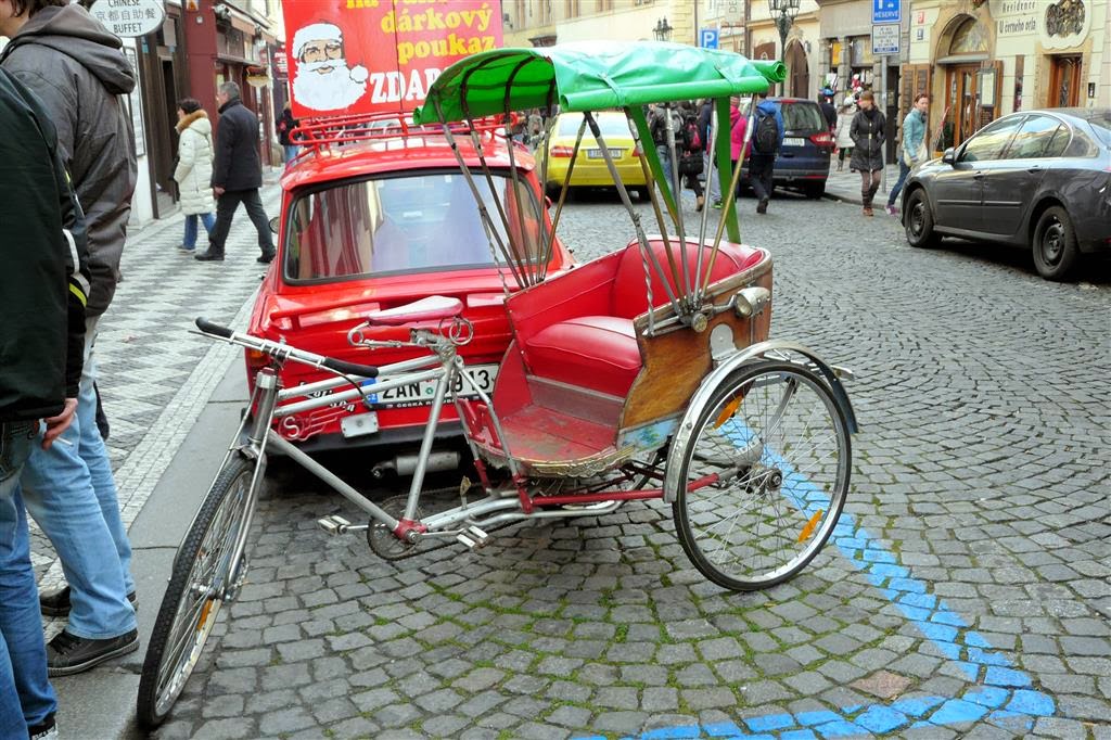 PRAAG - een fietstaxi