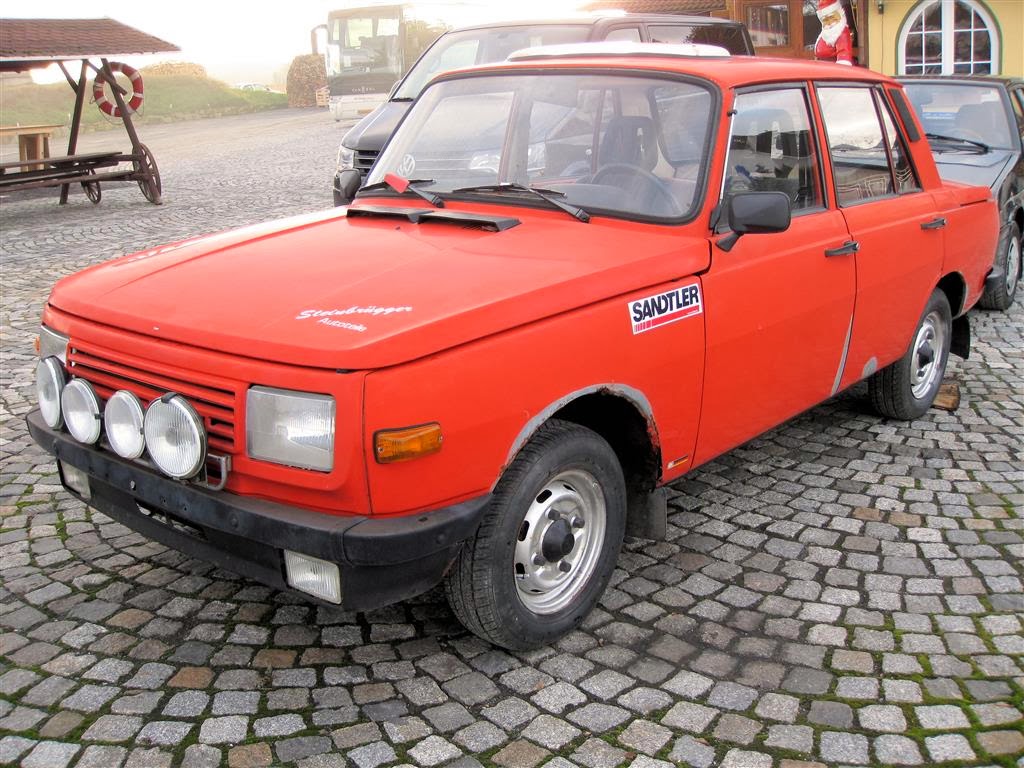 QUIRLA (DUITSLAND) - een Wartburg 353 uit 1986