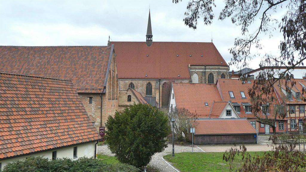 ROSTOCK - het kloostercomplex van het Heilig Kruis