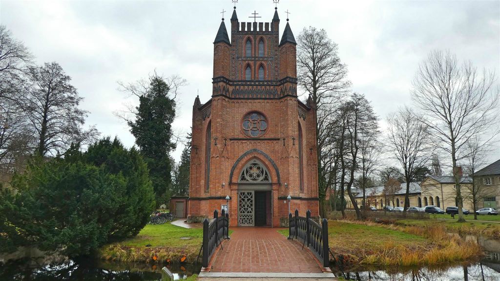 LUDWIGSLUST - de kerk van St. Helena en St. Andrew