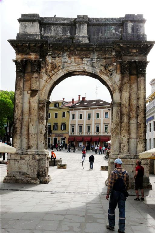 PULA - de boog van Sergii
