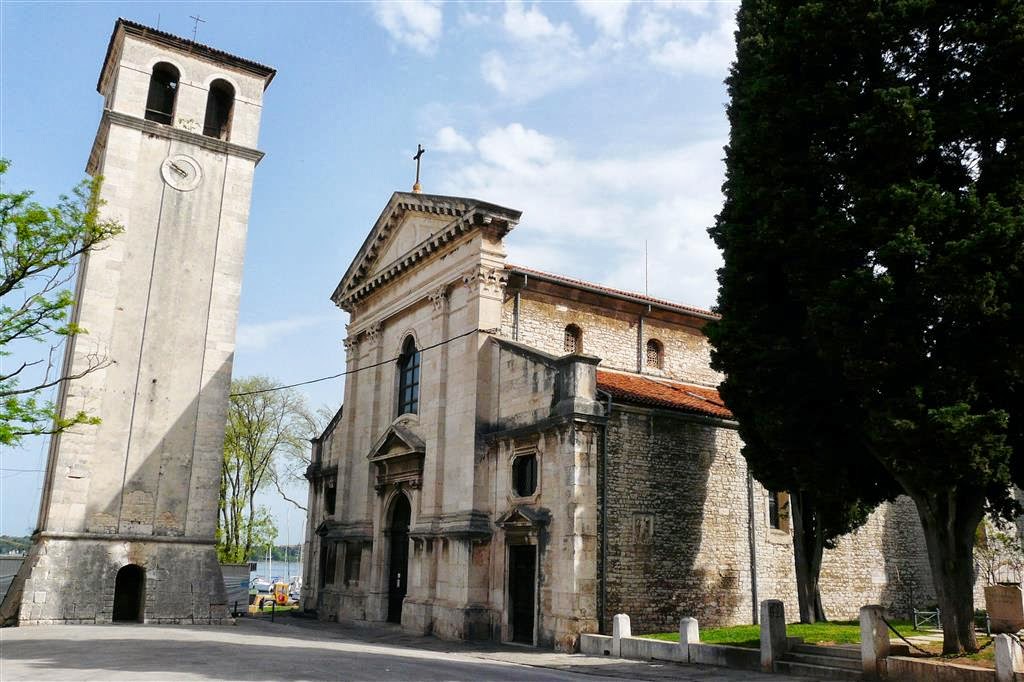 PULA - de kathedraal van de Hemelvaart van de Heilige Maagd Maria
