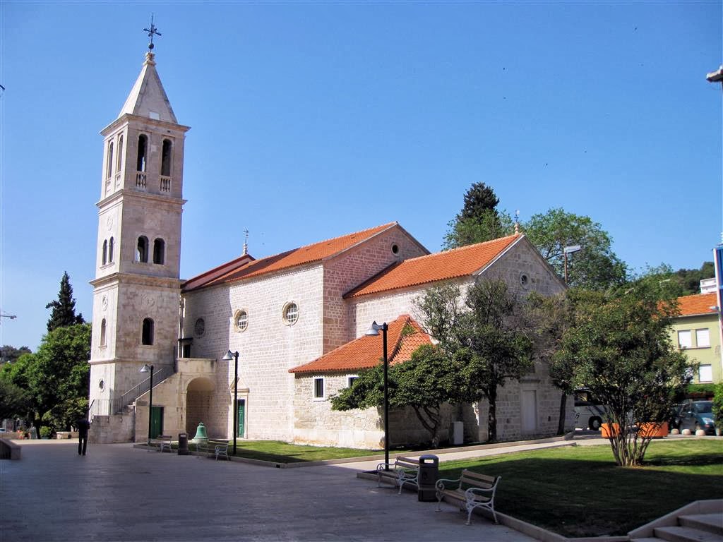 ŠIBENIK - de kerk van onze lieve vrouw buiten de stad