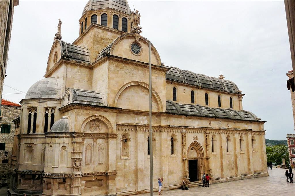 ŠIBENIK - de Sint Jacobuskathedraal
