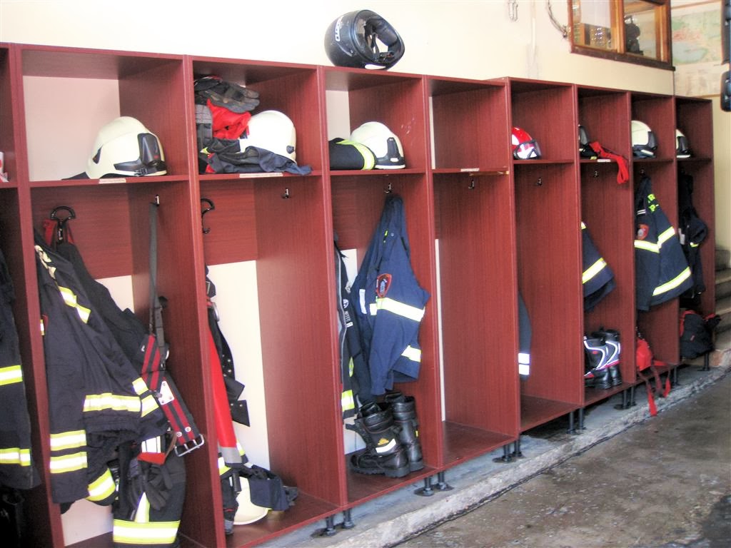 ŠIBENIK - brandweerpakken in de brandweerkazerne
