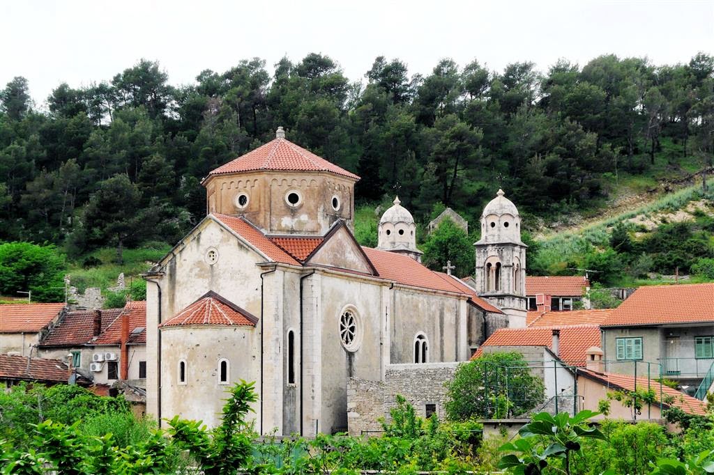 SKRADIN - de kerk van Sint Spiridon
