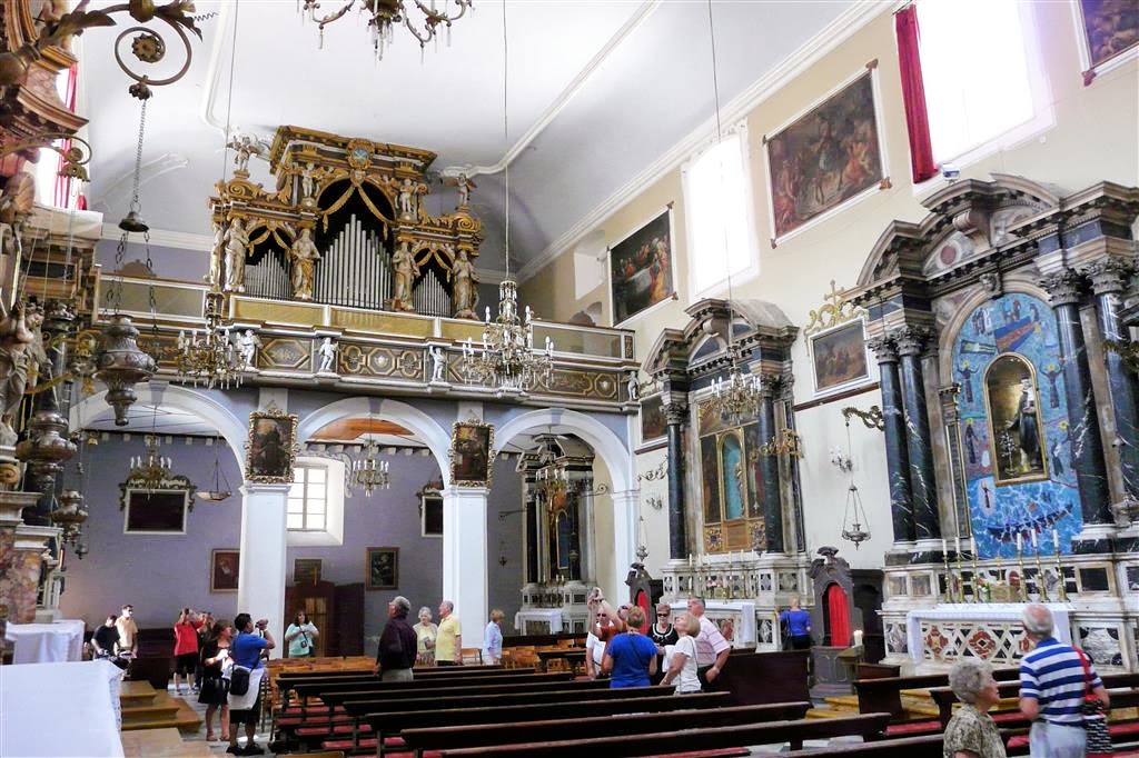 DUBROVNIK - binnen in het Franciscanerklooster