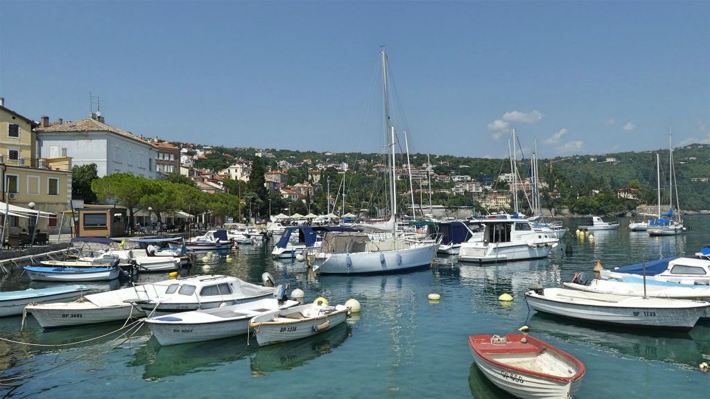 OPATIJA - de haven van Volosko