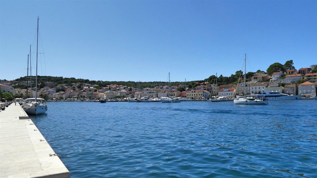 MALI LOŠINJ - de haven