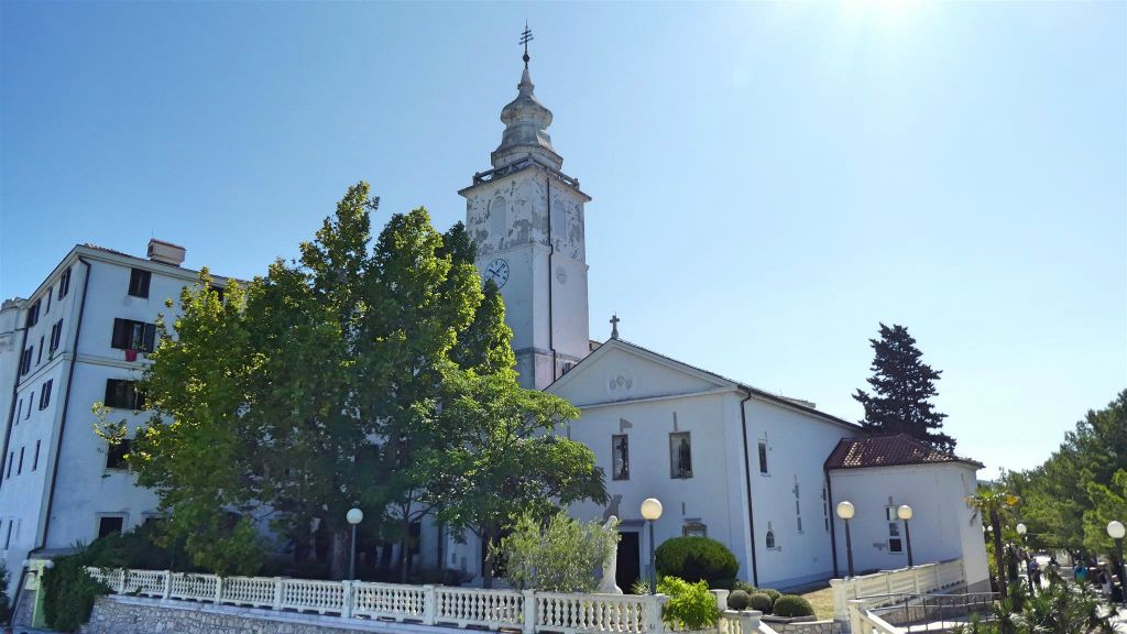 CRIKVENICA - de kerk van de hemelvaart van de heilige maagd Maria