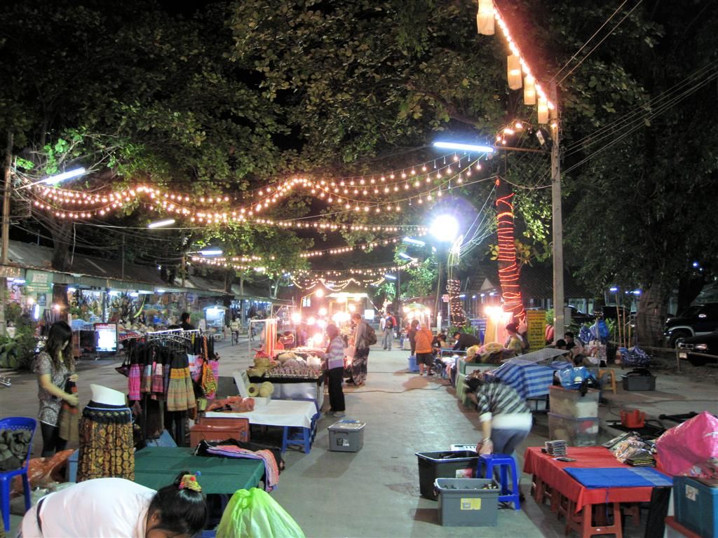 THAILAND - CHIANG MAI - de nachtmarkt