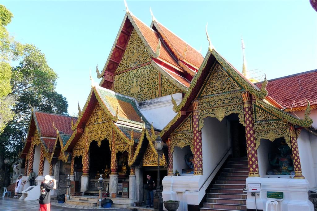 THAILAND - CHIANG MAI - tempel bij Wat Phrathat Doi Suthep