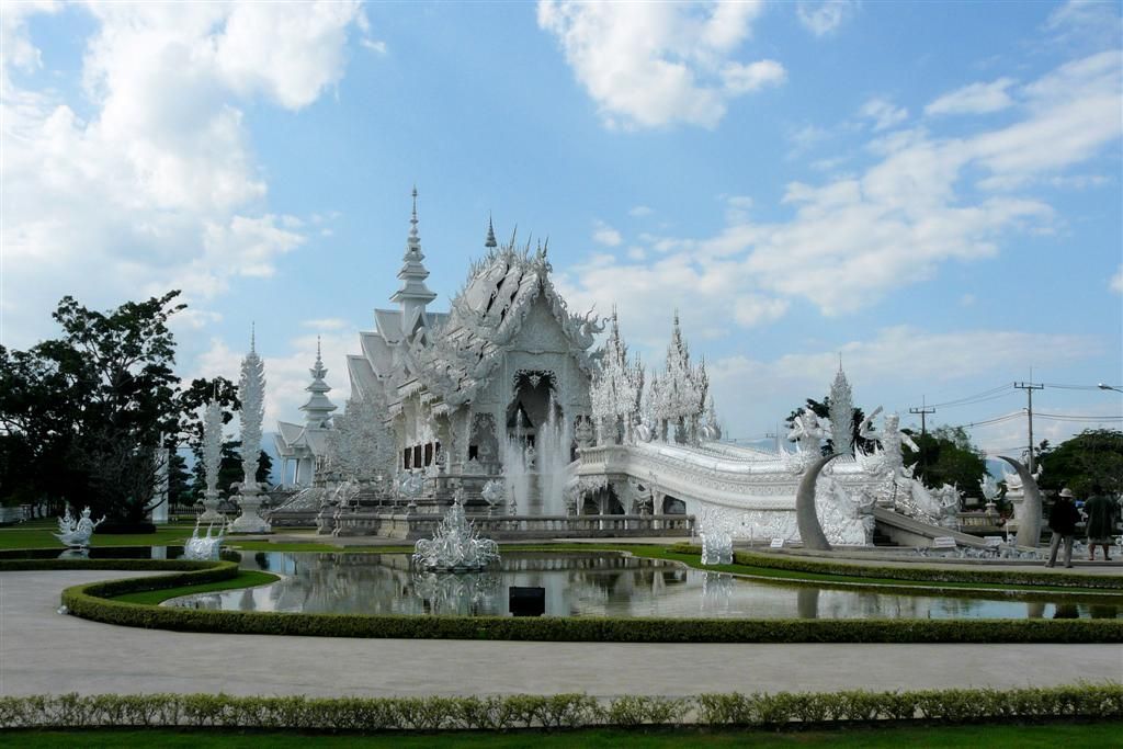 THAILAND - CHIANG RAI - de tempel Wat Rong Khun