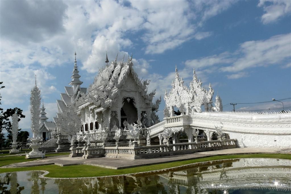 THAILAND - CHIANG RAI - de tempel Wat Rong Khun