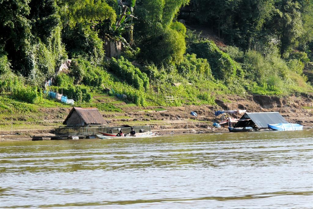 LAOS - PAK BENG -> LUANG PRABANG - uitzicht onderweg