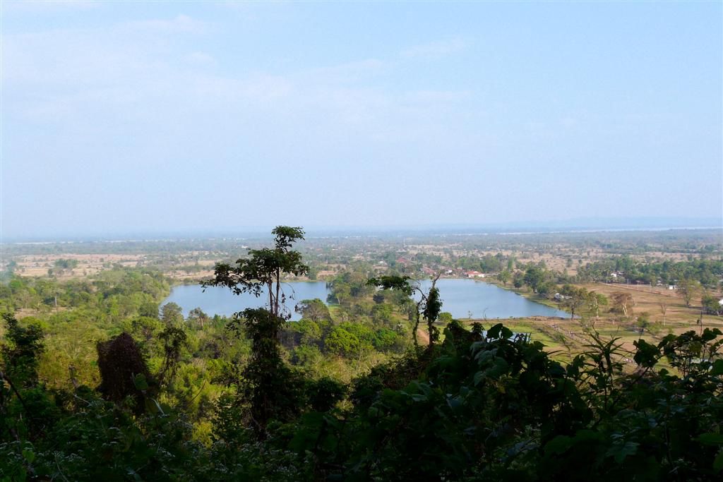 LAOS - SAVANNAKHET -> KONG ISLAND - uitzicht bij de ru