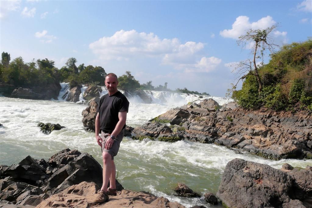 LAOS - KONG ISLAND - Carlos bij de Khon Phapheng waterval