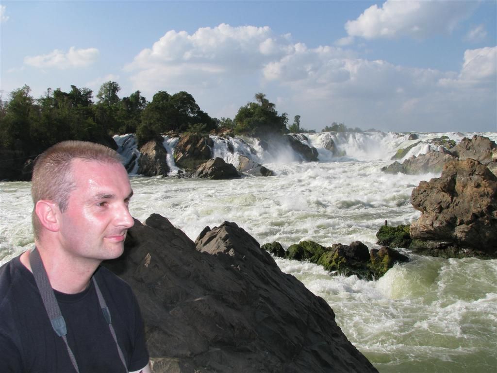 LAOS - KONG ISLAND - Carlos bij de Khon Phapheng waterval