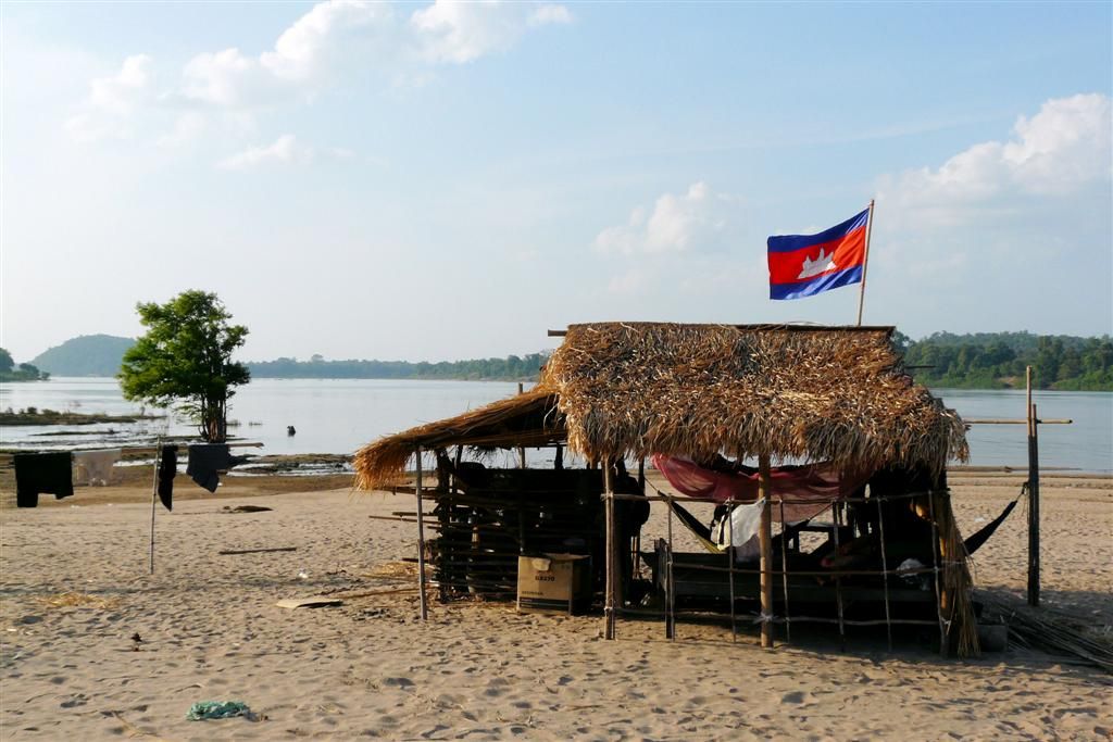 LAOS - KONG ISLAND - huisje in Cambodja