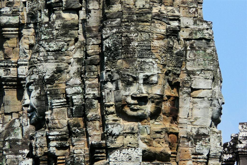 CAMBODJA - SIEM REAP - Bayon tempel van Angkor Thom