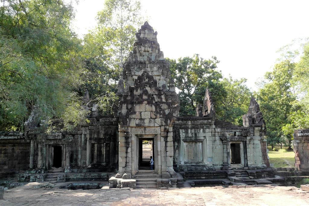 CAMBODJA - SIEM REAP - Baphuon van Angkor Thom