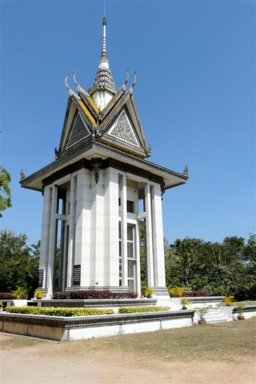 CAMBODJA - PHNOM PENH - het killing fields monument
