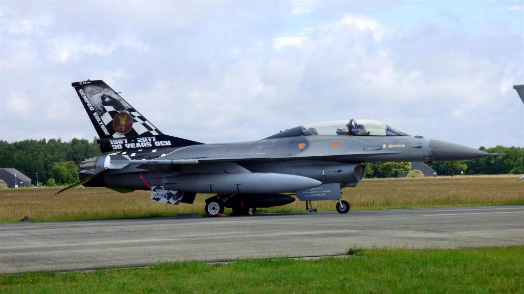 een F-16 straaljager (FB-24 België)