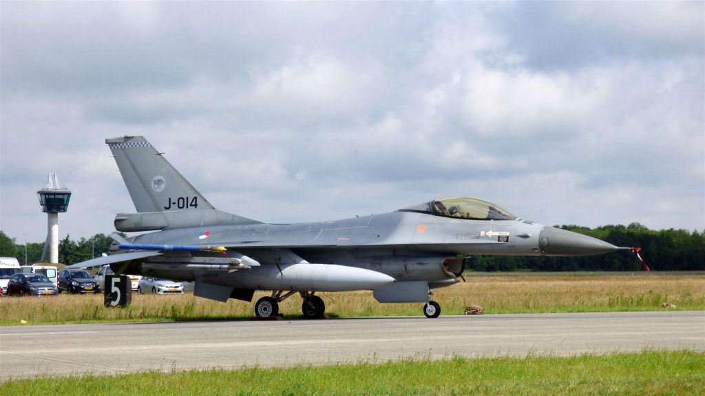 een F-16A Fighting Falcon straaljager (J-014 Nederland)